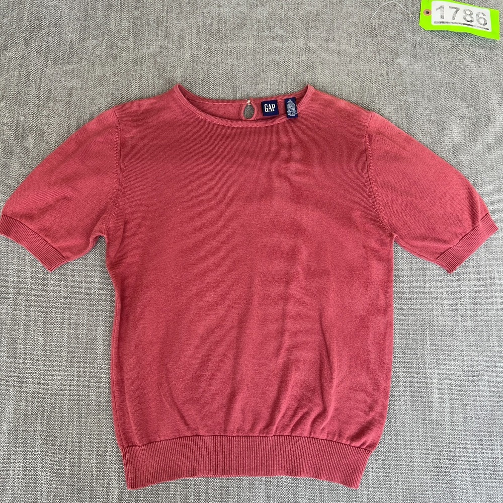 Gap Sweater Womens Small Pink Cozy Knit Crew Neck Keyhole Back Minimalist Chic